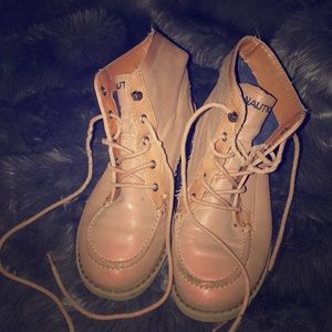 Older nautica boys boots